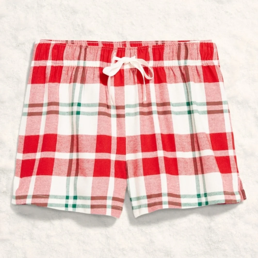 New Plaid Women's pj Shorts in Red and Green‎